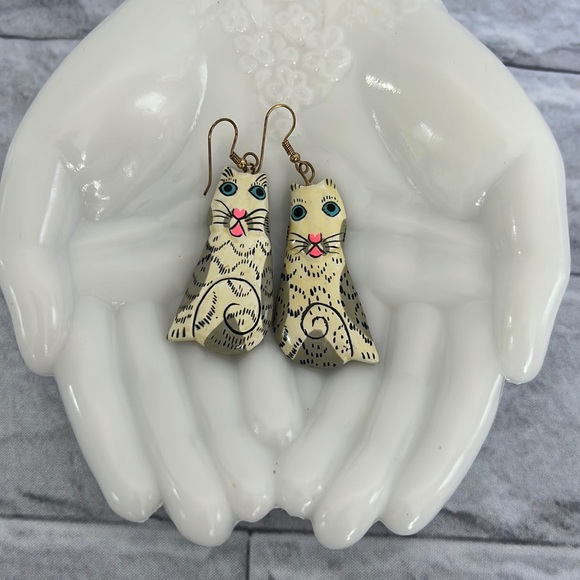 Vintage Jewelry - Vintage Wooden cat earrings 2.75”